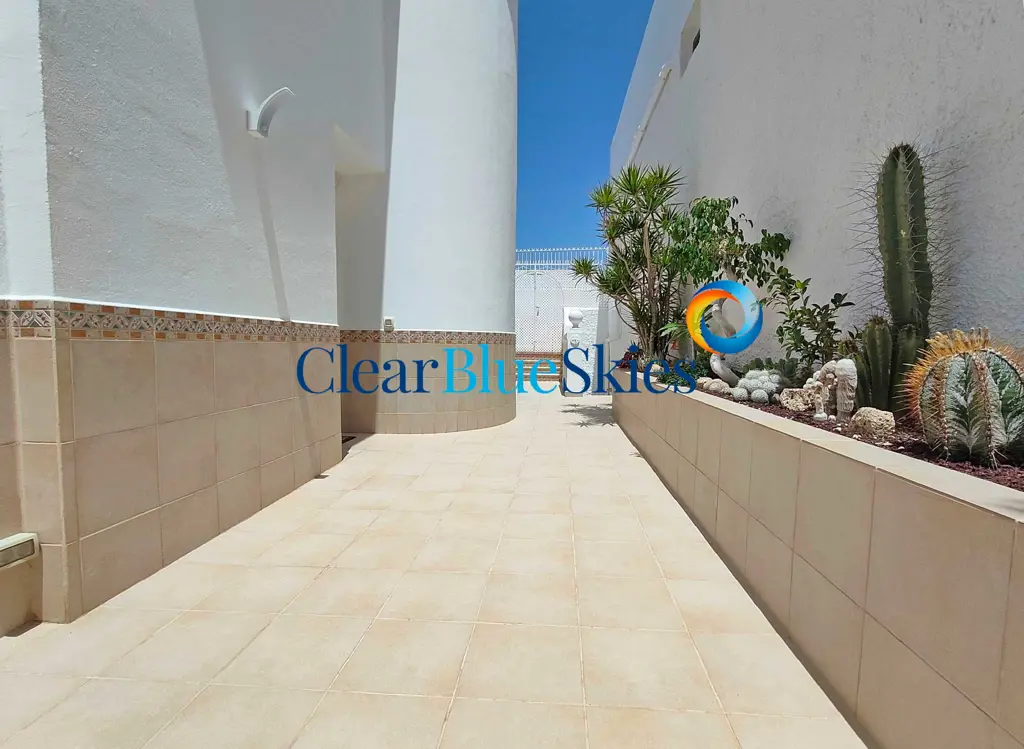 Image of 5 bed villa for sale in Torviscas Alto, Las Mimosas