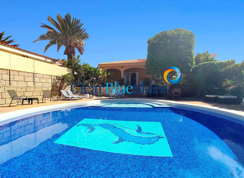 Image of 3 bed villa for sale in Callao Salvaje, Sueño Azul