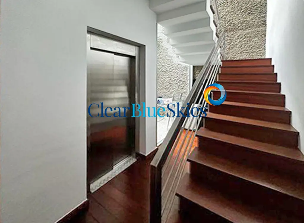 Image of 5 bed house for sale in El Duque, Habitats del Duque