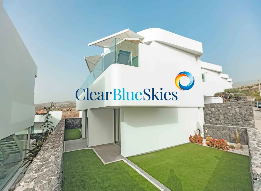 Image of 4 bed villa for sale in Callao Salvaje