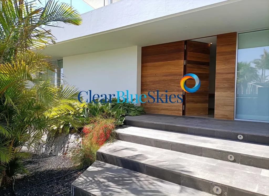 Image of 5 bed villa for sale in Abama Golf