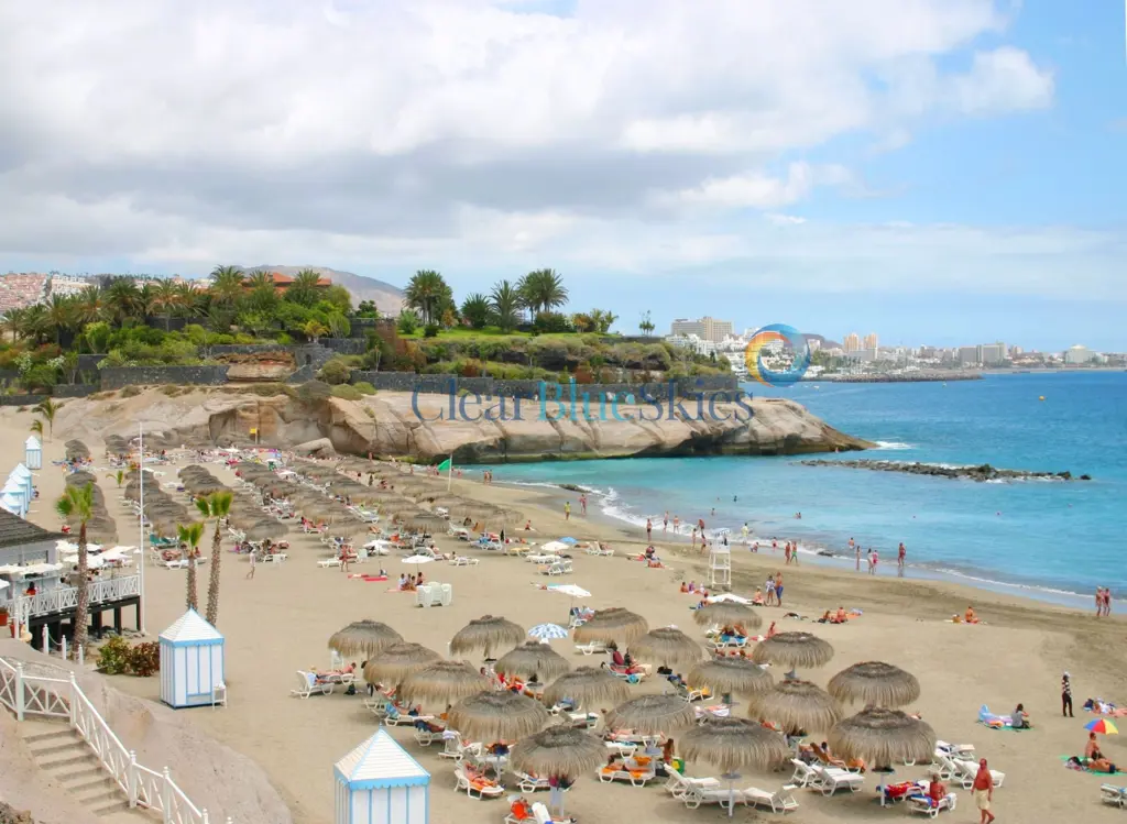 Image of 5 bed villa for sale in El Duque, Habitats del Duque