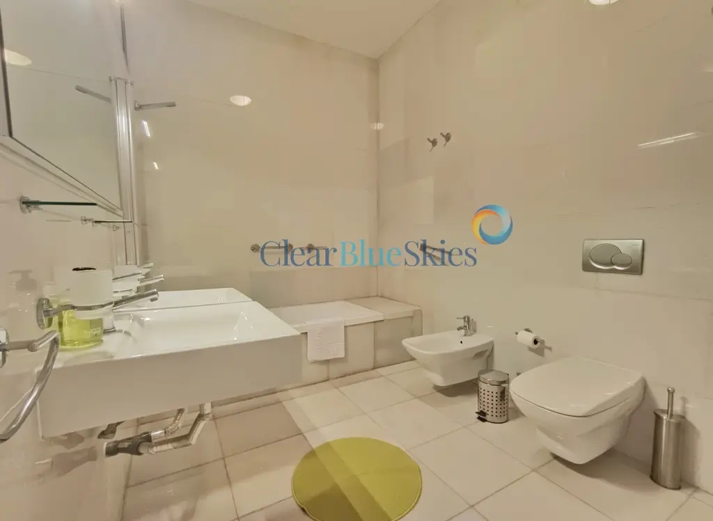 Image of 5 bed villa for sale in El Duque, Habitats del Duque