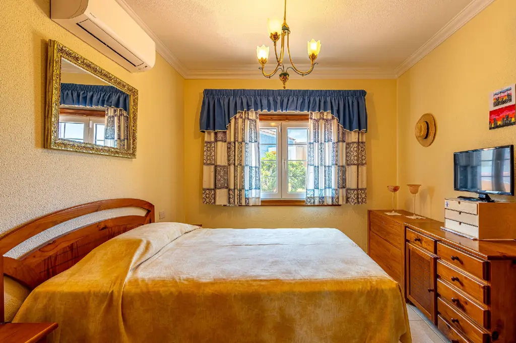 Image of 3 bed villa for sale in Los Olivos