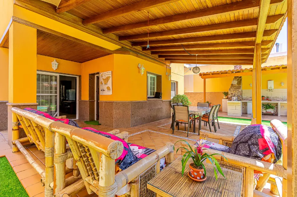 Image of 3 bed villa for sale in Los Olivos