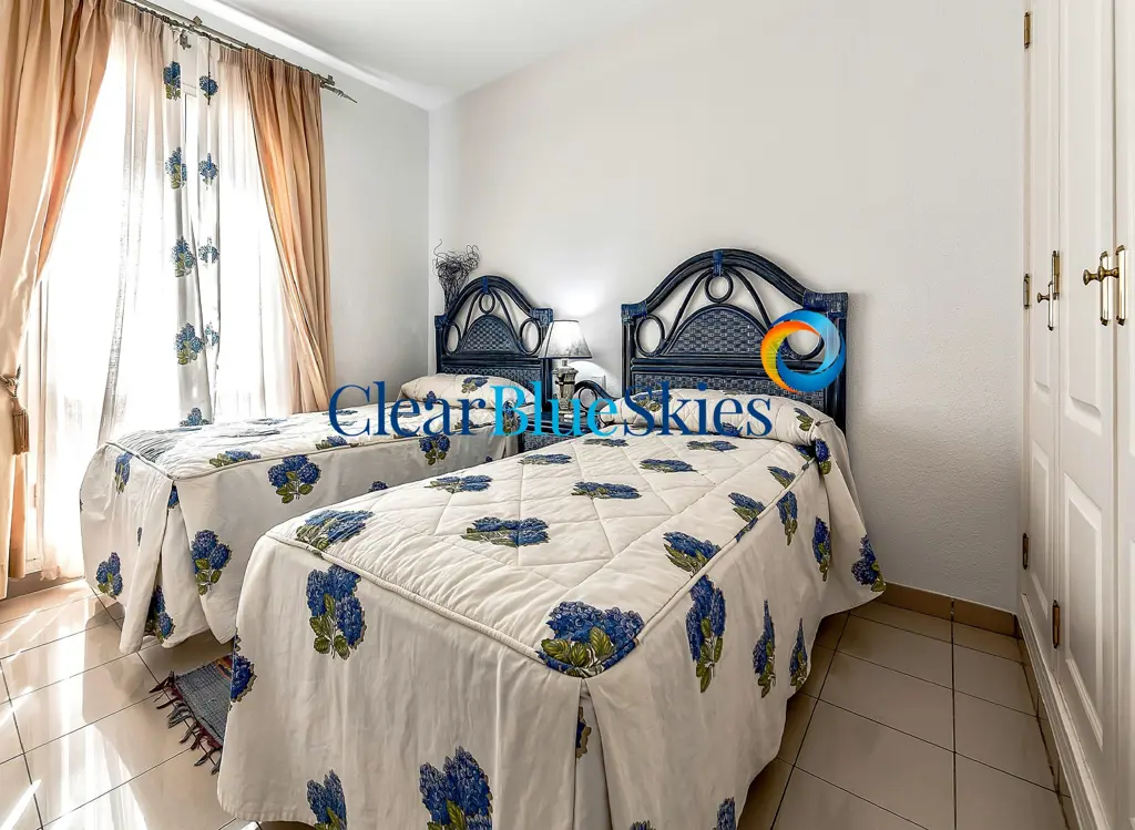 Image of 3 bed house for sale in El Duque, El Veril del Duque