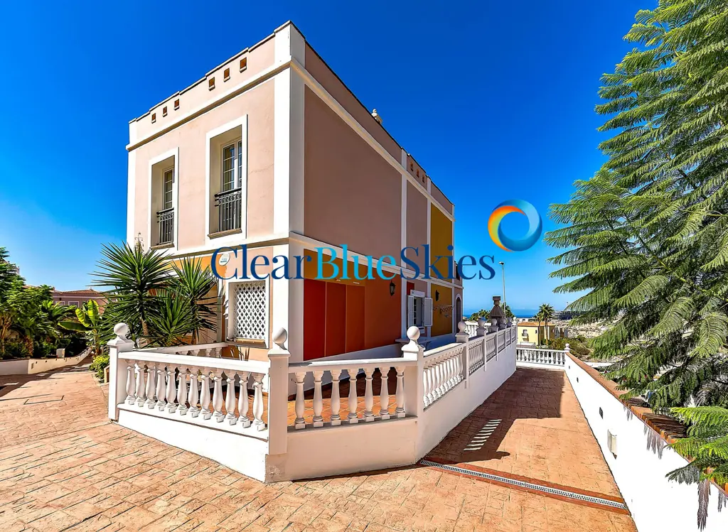 Image of 3 bed house for sale in El Duque, El Veril del Duque