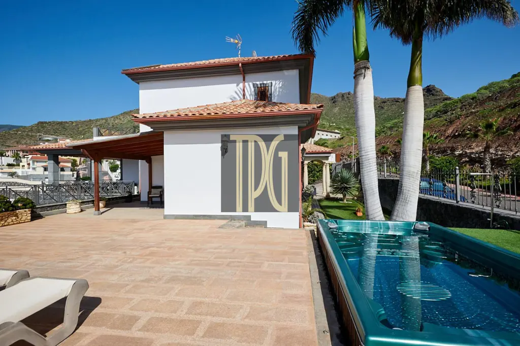 Image of 4 bed villa for sale in Torviscas Alto, Roque del Conde
