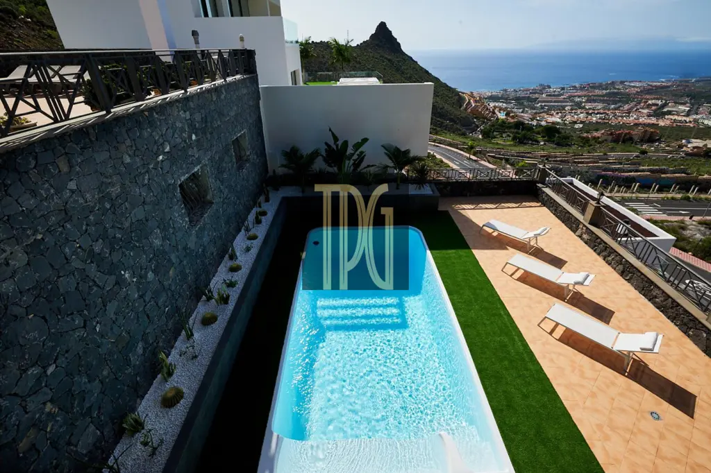 Image of 4 bed villa for sale in Torviscas Alto, Roque del Conde