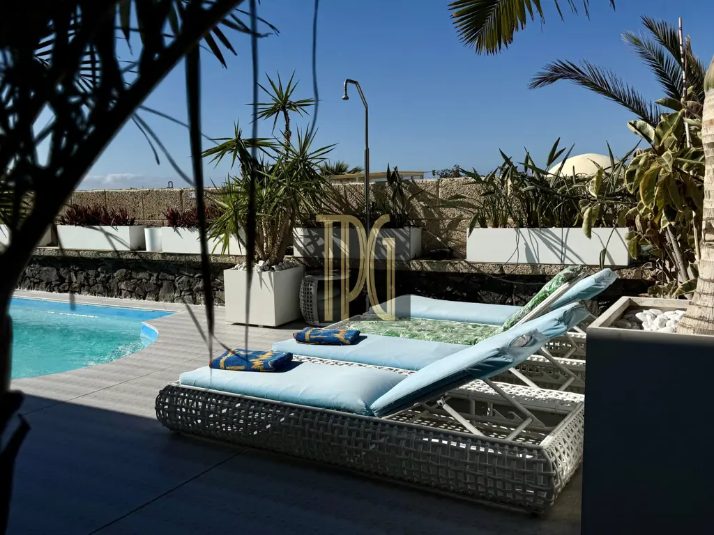 Image of 4 bed house for sale in El Madroñal