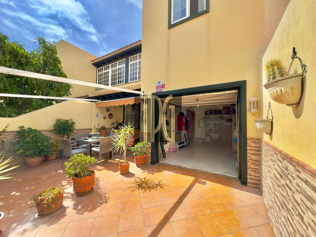 Image of 3 bed townhouse for sale in Las Rosas