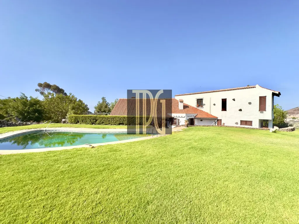 Image of 4 bed house for sale in La Sabinita