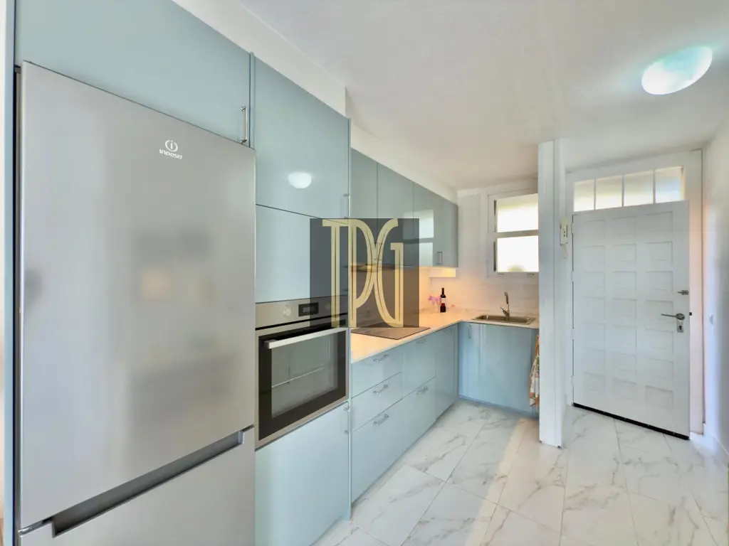 Image of 1 bed apartment for sale in Los Cristianos, Bahía