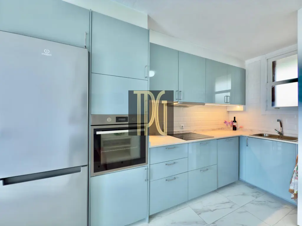 Image of 1 bed apartment for sale in Los Cristianos, Bahía