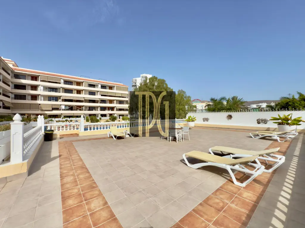 Image of 1 bed apartment for sale in Los Cristianos, Bahía