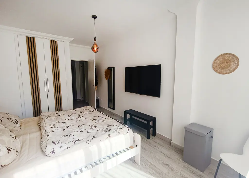 Image of 2 bed apartment for sale in Cabo Blanco, Edificio Gloria