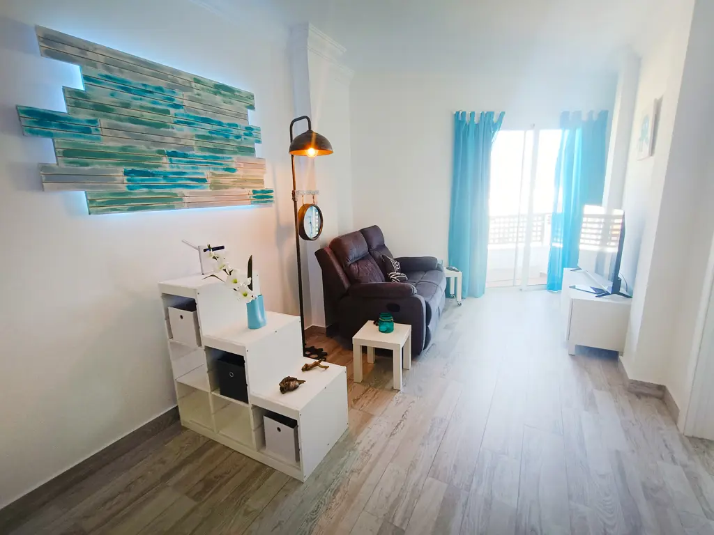 Image of 2 bed apartment for sale in Cabo Blanco, Edificio Gloria