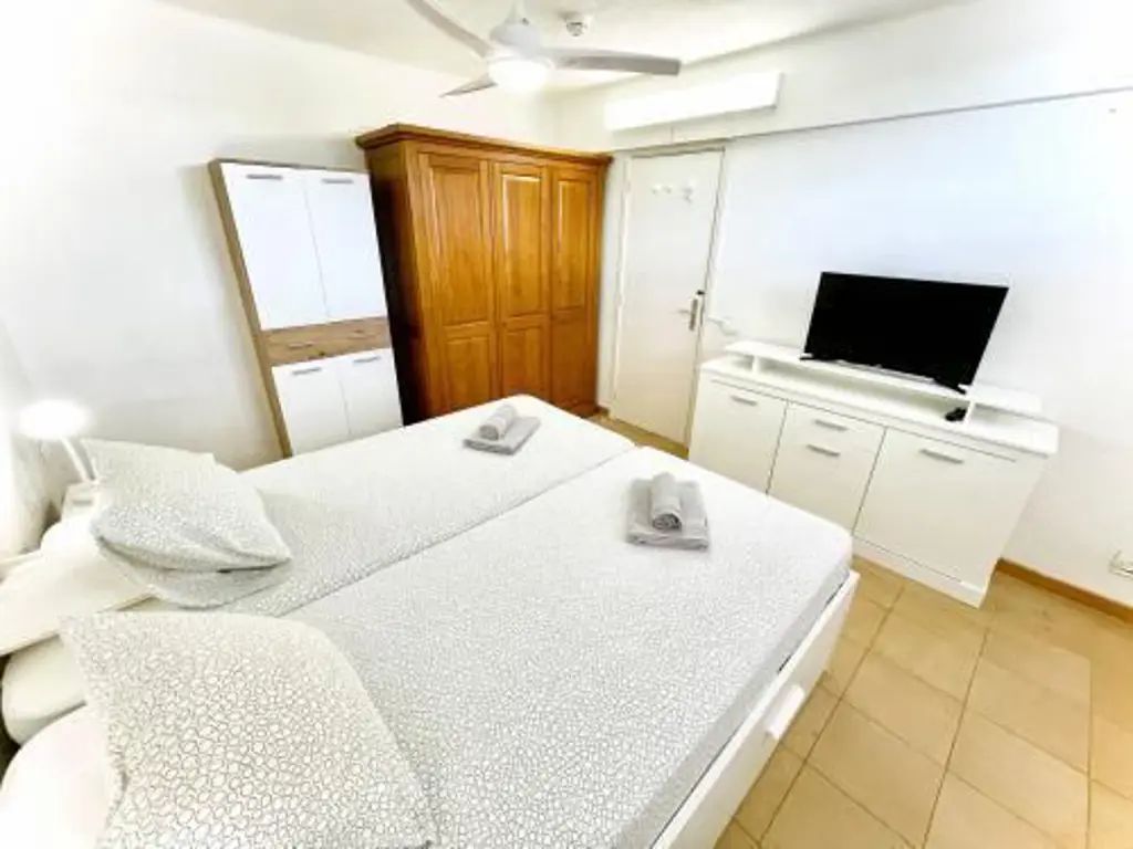 Image of Apartment for sale in Costa del Silencio, Los Geranios