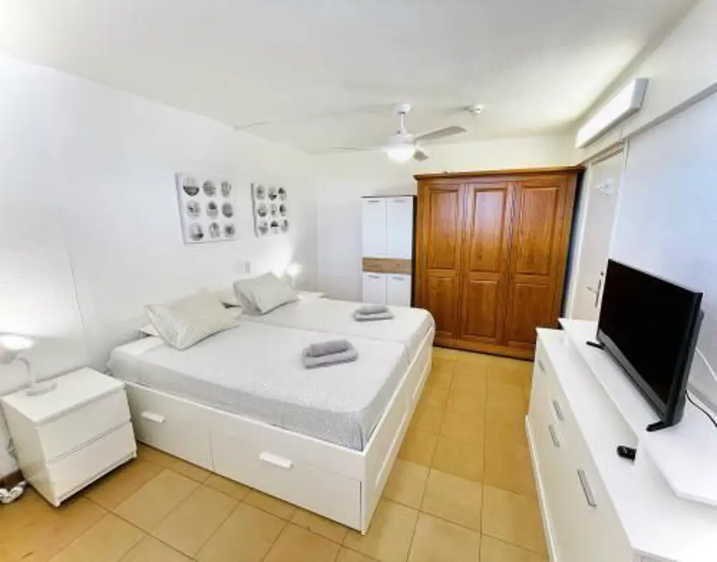 Image of Apartment for sale in Costa del Silencio, Los Geranios