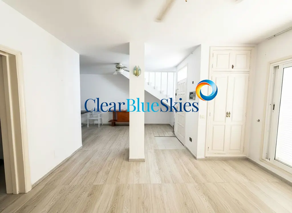 Image of 2 bed duplex for sale in San Eugenio Alto, Colina Blanca