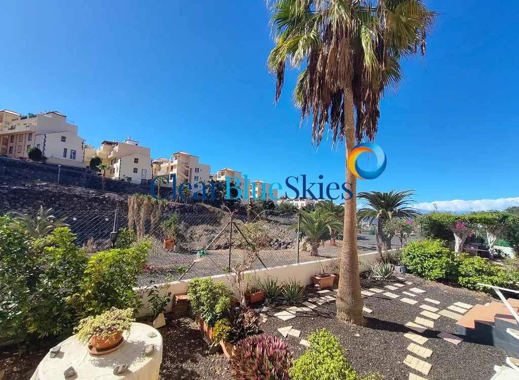 Image of 2 bed apartment for sale in Callao Salvaje, Callao Beach