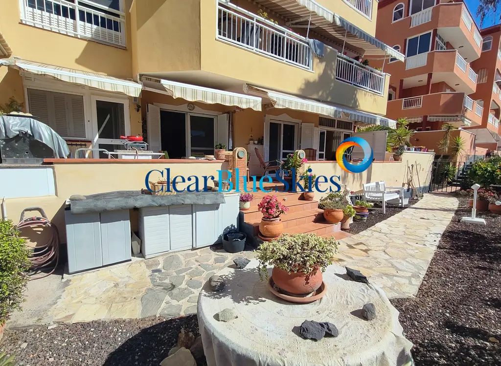 Image of 2 bed apartment for sale in Callao Salvaje, Callao Beach
