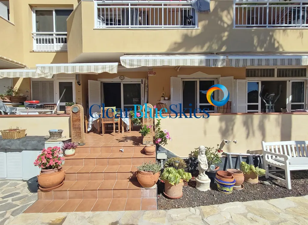 Image of 2 bed apartment for sale in Callao Salvaje, Callao Beach