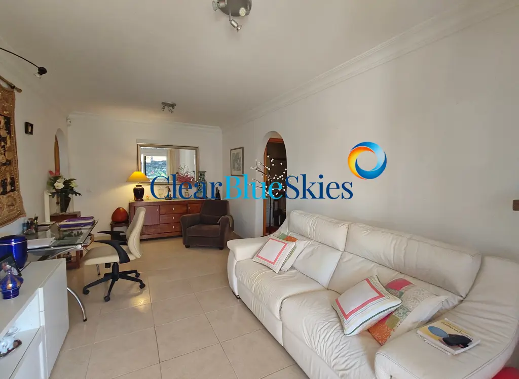 Image of 2 bed apartment for sale in Callao Salvaje, Callao Beach