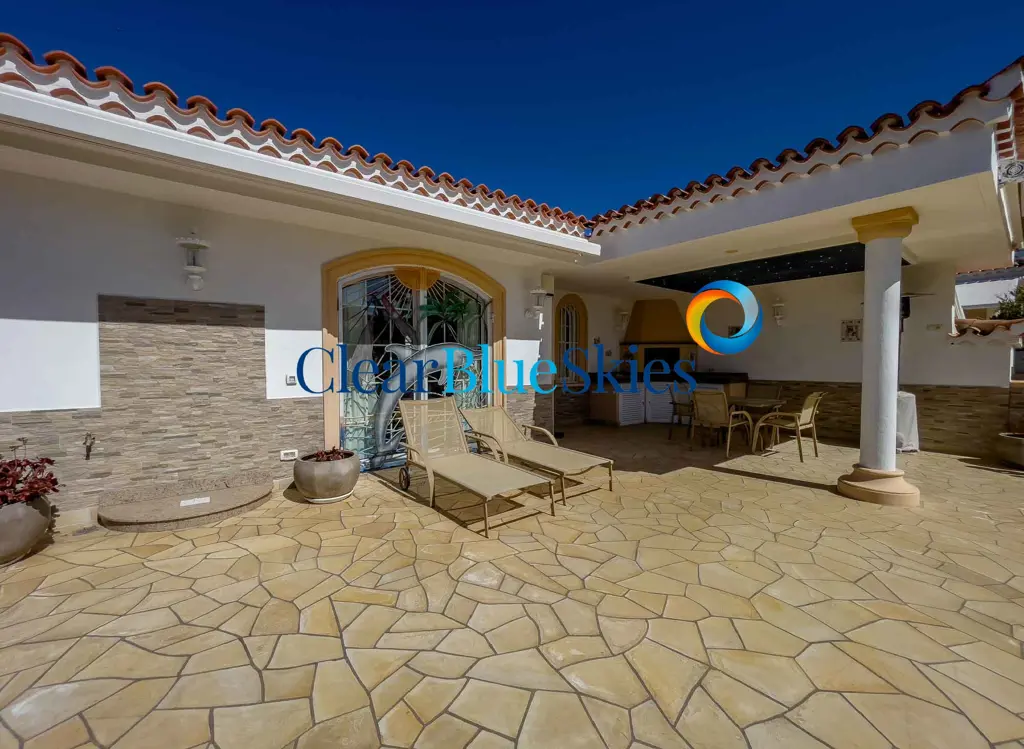 Image of 3 bed villa for sale in El Duque,  Parque de la Duquesa