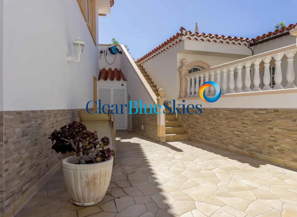 Image of 3 bed villa for sale in El Duque,  Parque de la Duquesa