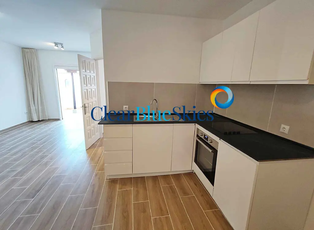 Image of 2 bed apartment for sale in Playa de la Arena, Edificio Elite