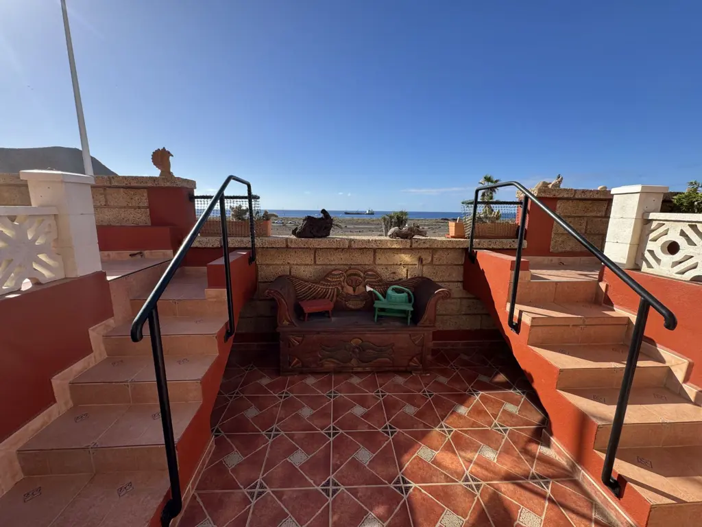 Image of 4 bed house for sale in La Tejita