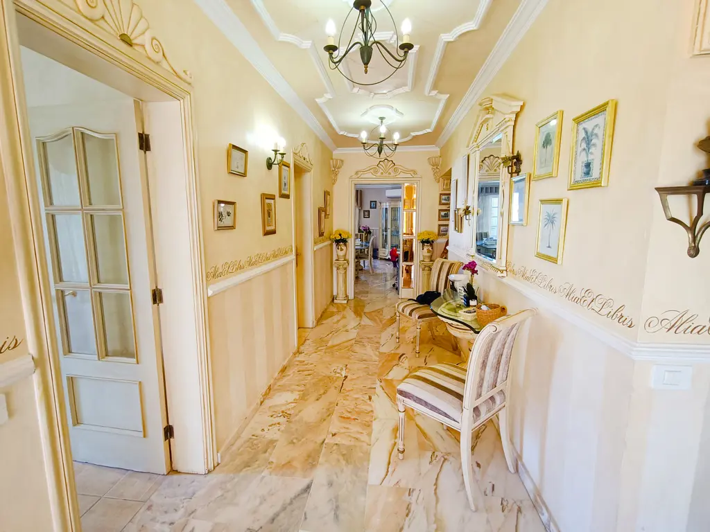 Image of 4 bed villa for sale in Callao Salvaje