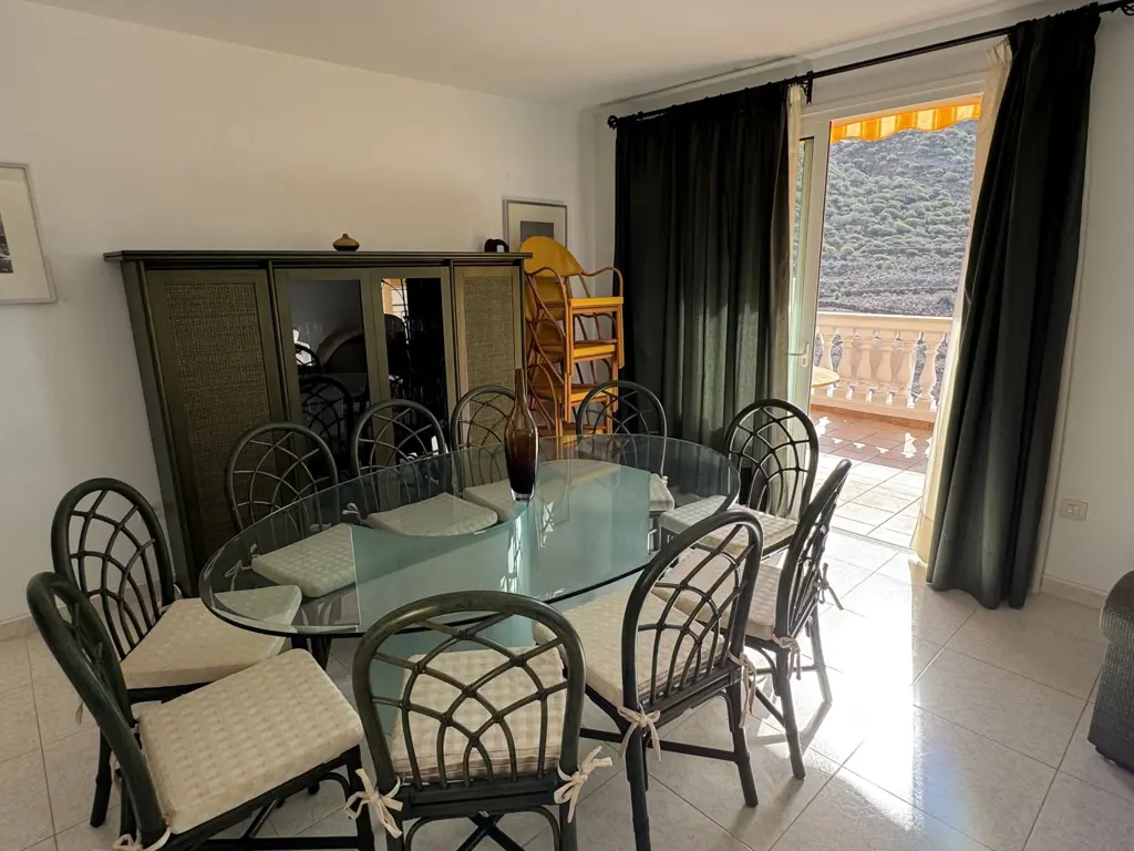 Image of Apartment for sale in Los Cristianos, Parque Tropical II