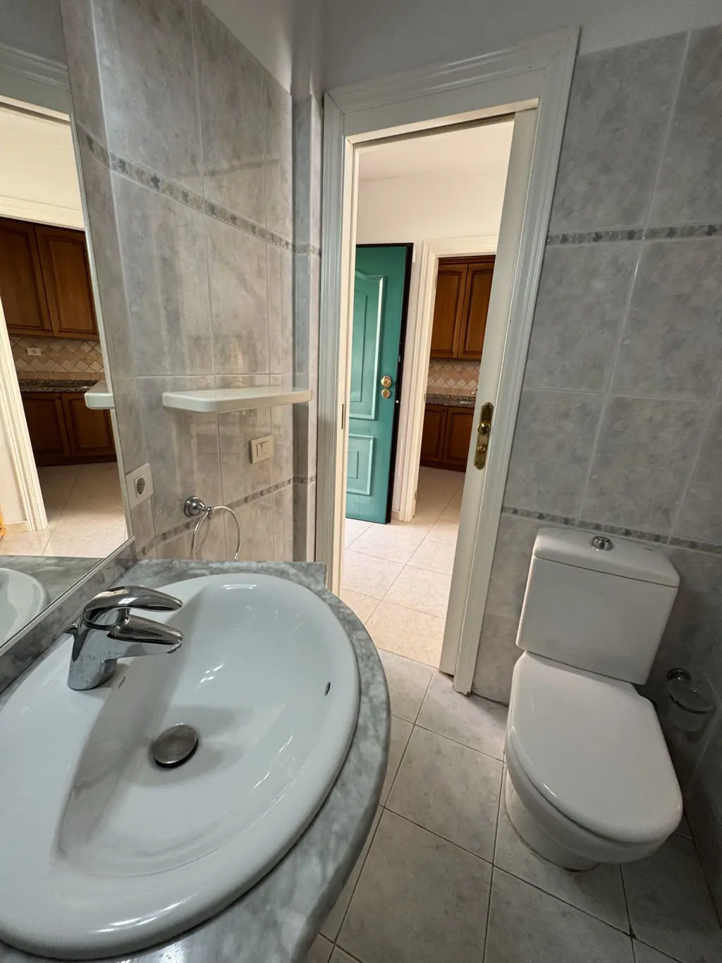 Image of Apartment for sale in Los Cristianos, Parque Tropical II