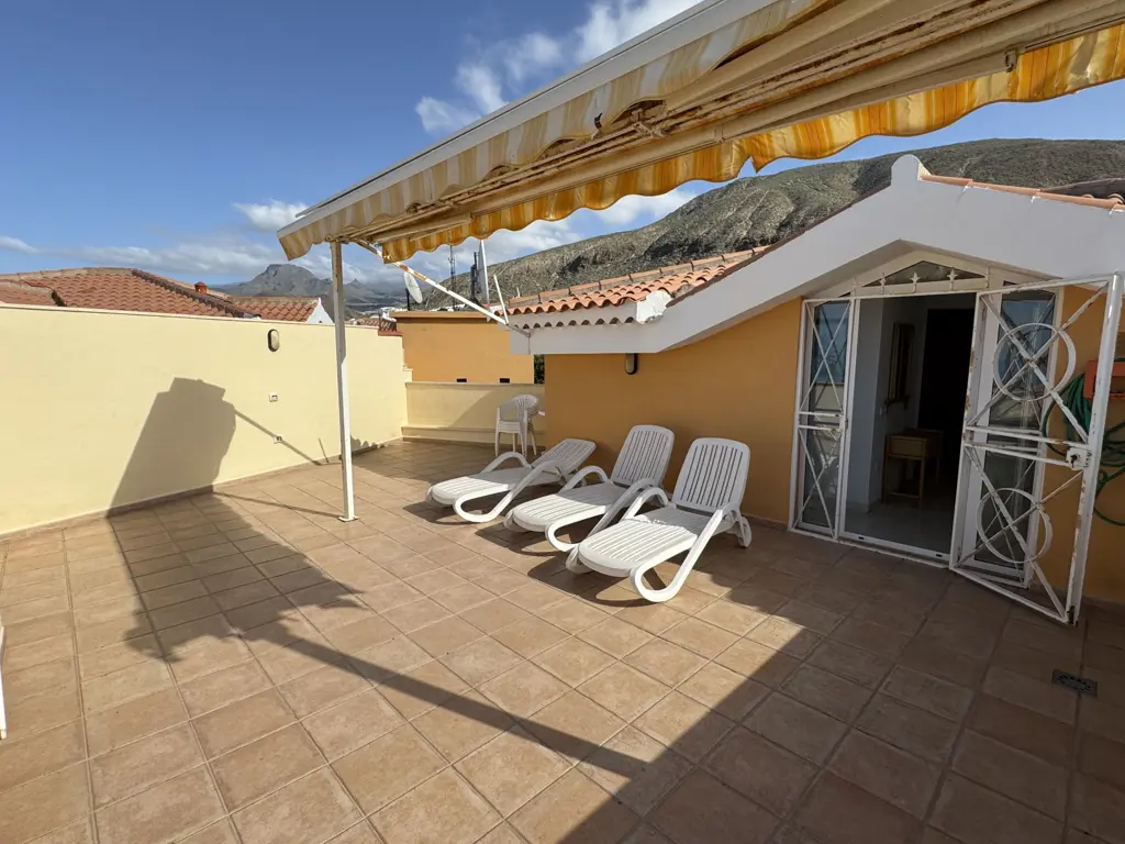 Image of Apartment for sale in Los Cristianos, Parque Tropical II