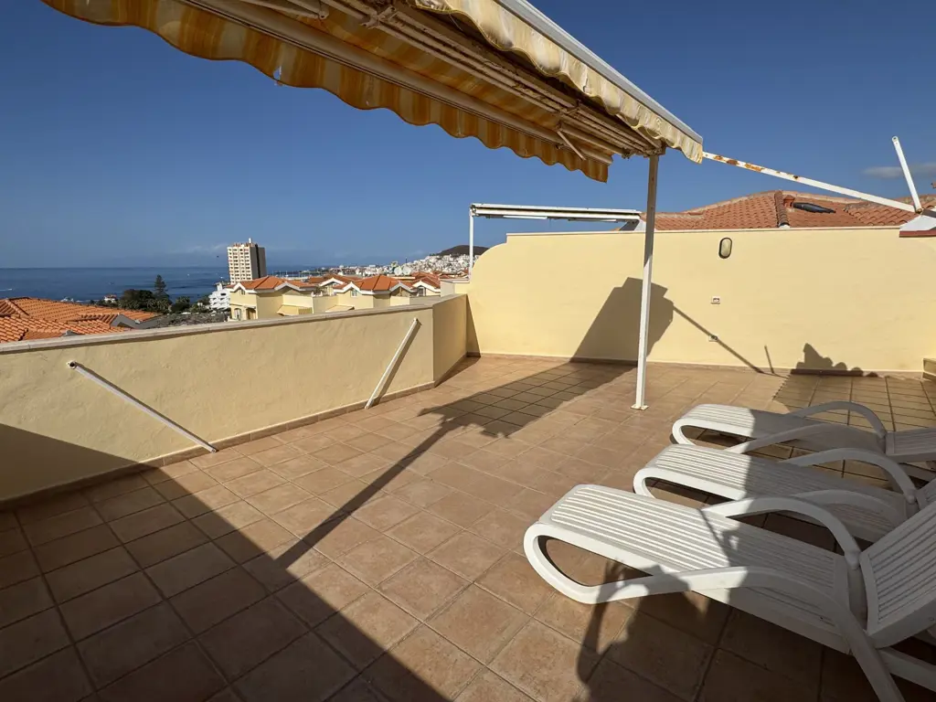 Image of Apartment for sale in Los Cristianos, Parque Tropical II