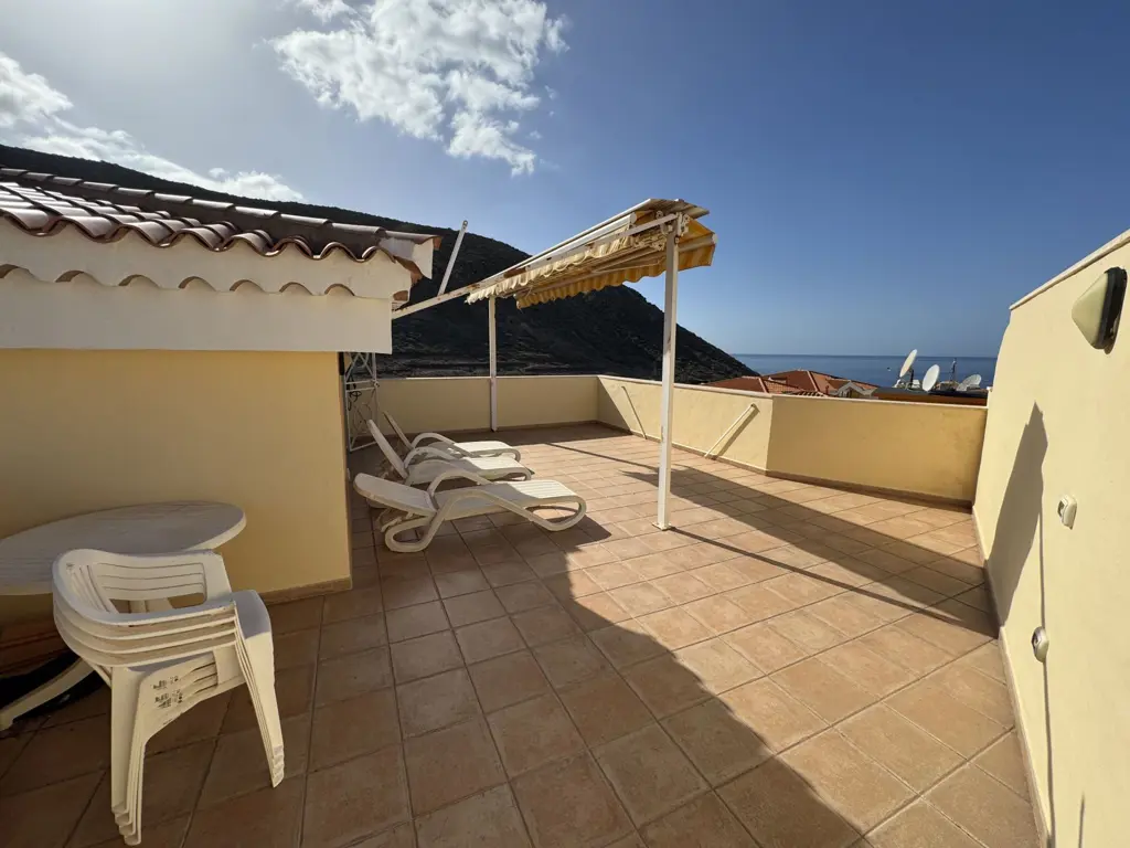 Image of Apartment for sale in Los Cristianos, Parque Tropical II