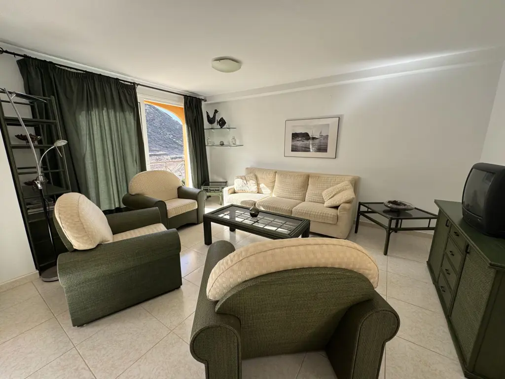 Image of Apartment for sale in Los Cristianos, Parque Tropical II
