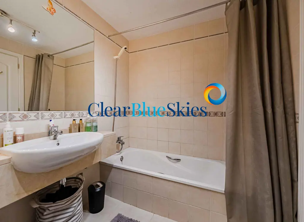 Image of 2 bed apartment for sale in El Madroñal, Los Almendros